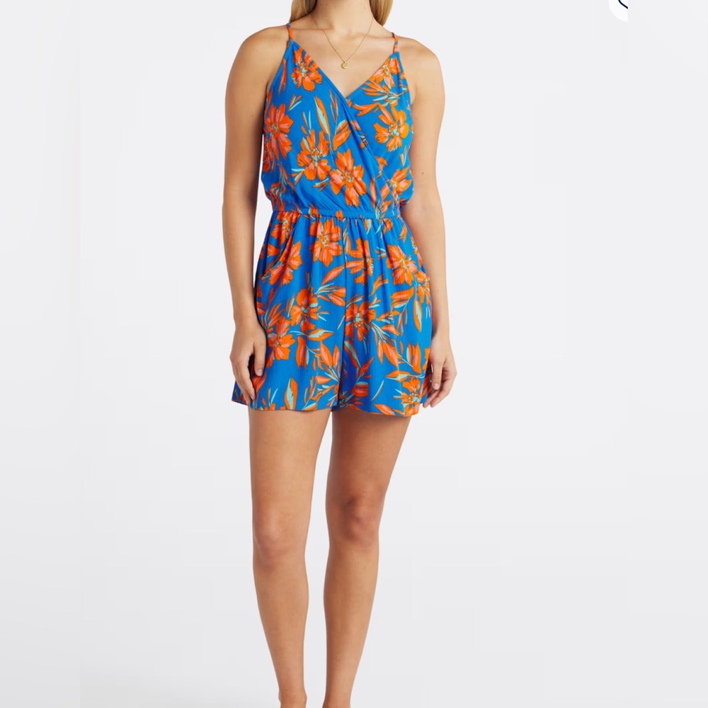 Market & Spruce Blue and Coral Liliana Surplice Floral Romper Medium